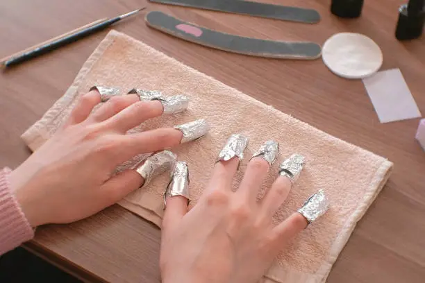 Remove Gel nail polish